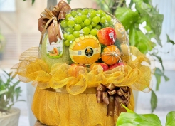 MÀNG CO PVC GIỎ QUÀ TẾT: HƯỚNG DẪN KỸ THUẬT BỌC GÓI HOÀN HẢO VÀ LƯU Ý AN TOÀN